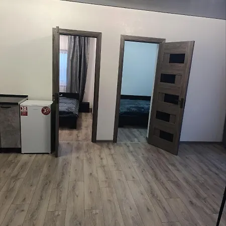 під дубочком Apartment Stebnev